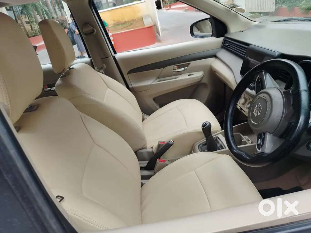 Maruti Suzuki Ertiga Vxi 2025