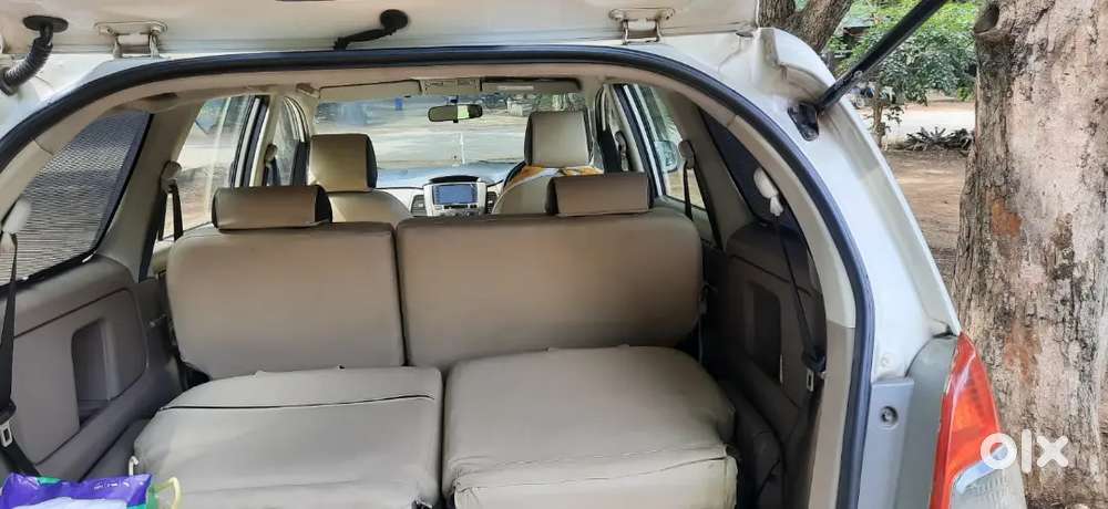Toyota Innova Diesel 2016 8 Seater