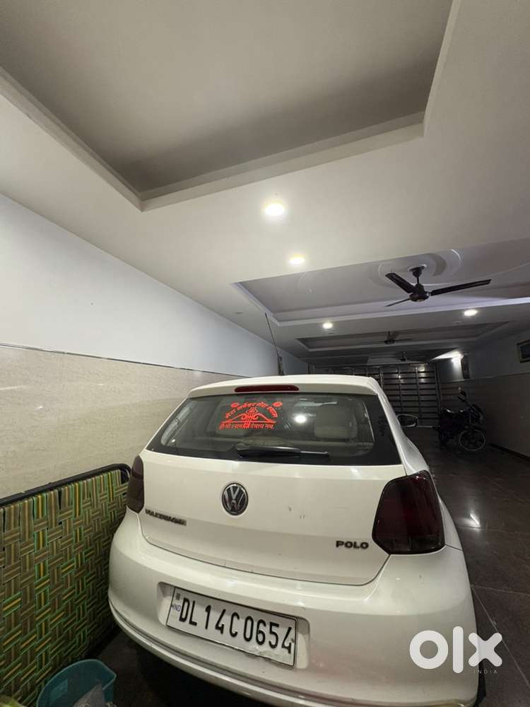 Volkswagen Polo Petrol Manual 2012