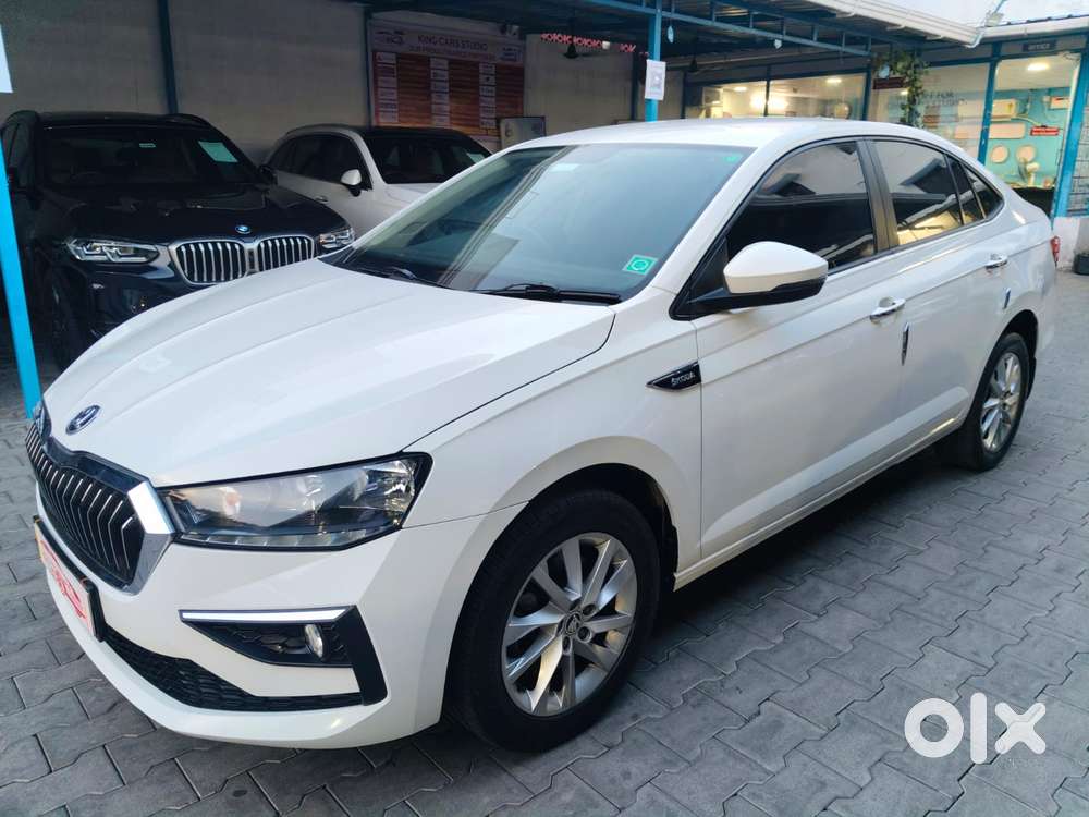 Skoda Slavia Ambition 1.5l Tsi Mt, 2024, Petrol
