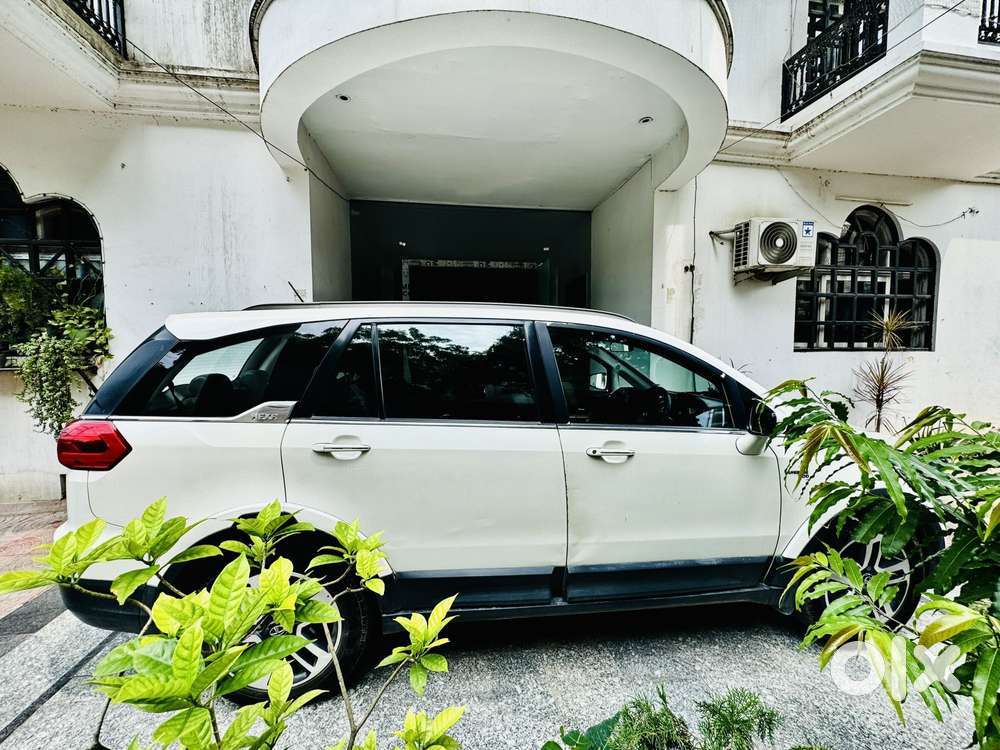 Tata Hexa 2.2 Xta 4x2 7 Str, 2018, Diesel