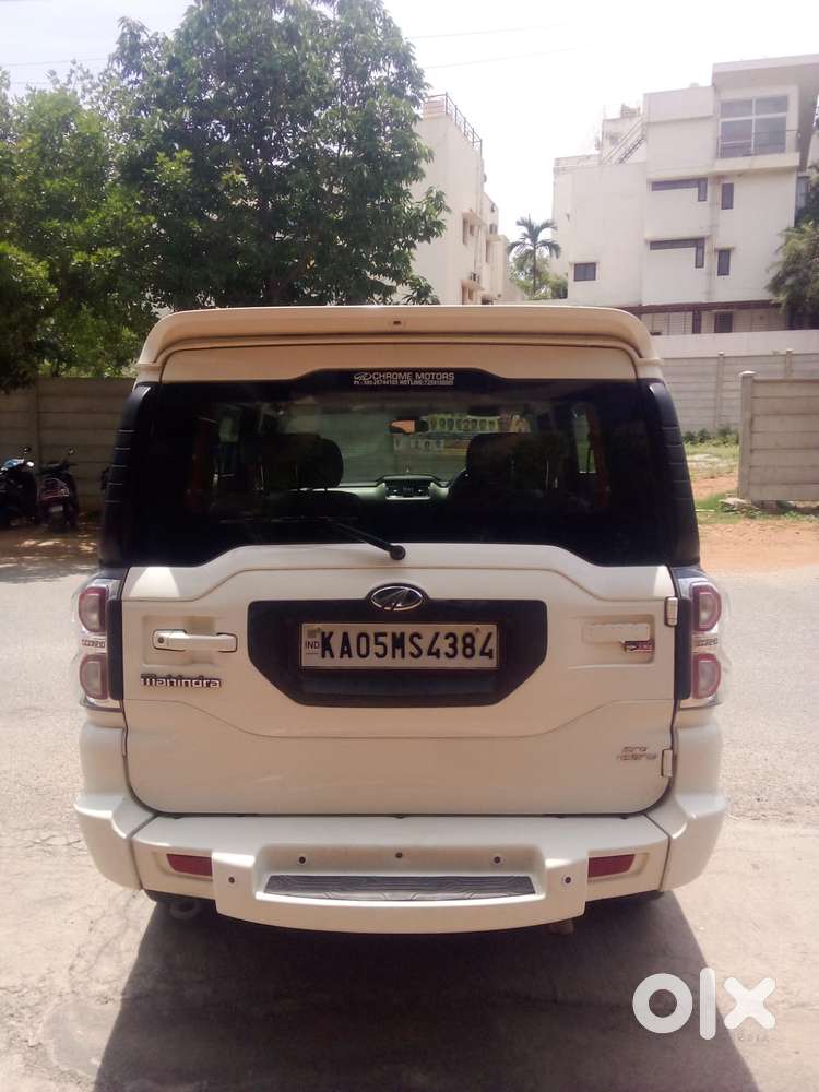 Mahindra Scorpio S10, 2015, Diesel