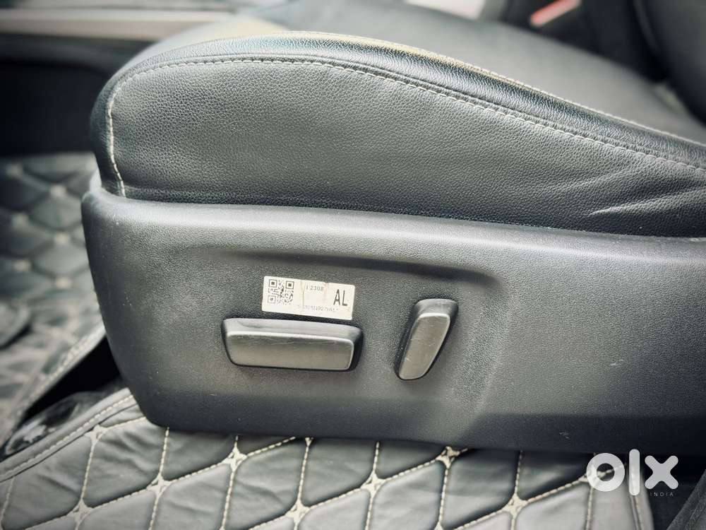 Toyota Fortuner 4x2 At 2.7 Petrol, 2022, Petrol