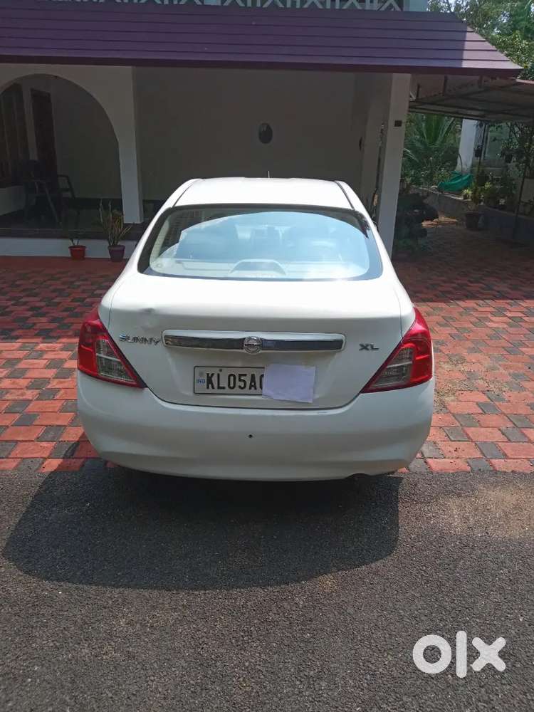Nissan Sunny 2013 Petrol Well Maintained