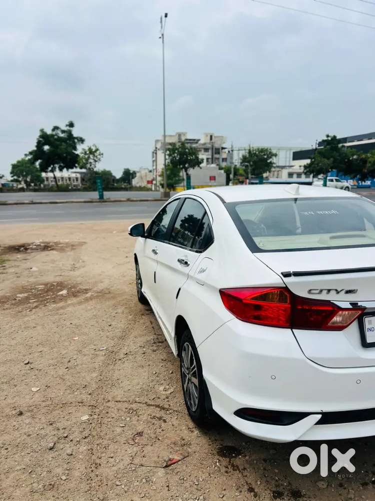 Honda City 1.5 V 2021