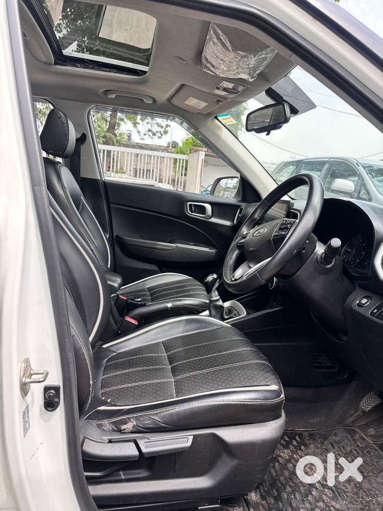 Hyundai Venue Sx Dual Tone Turbo, 2020, Diesel