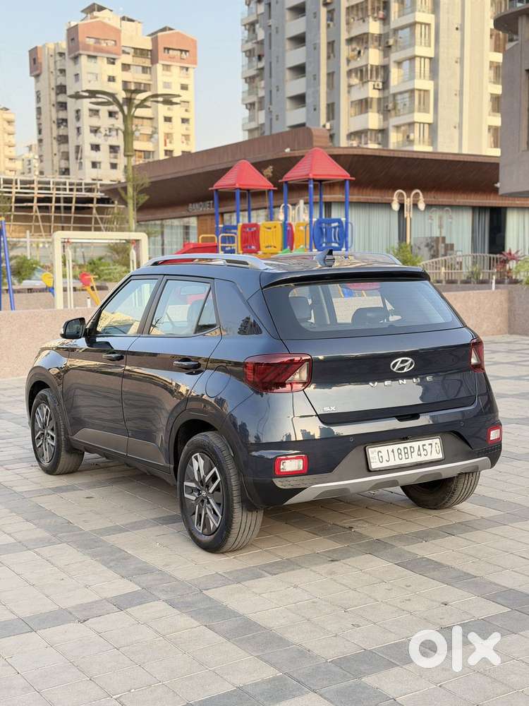 Hyundai Venue Sx Dual Tone Diesel, 2021, Diesel