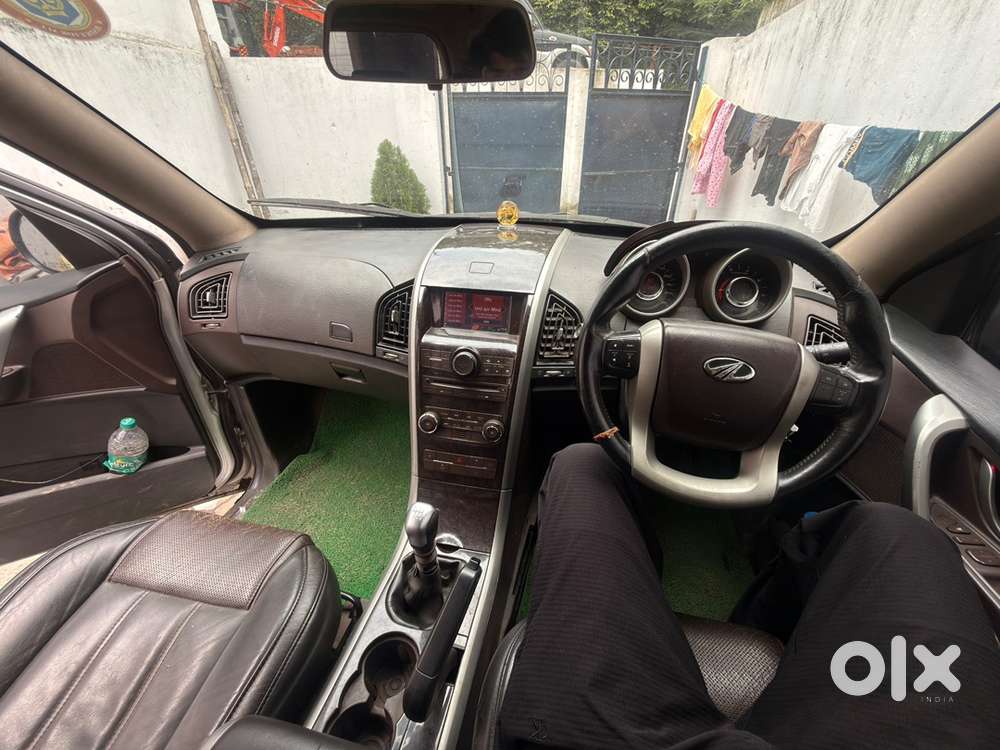 Mahindra Xuv500 2014 Diesel 121287 Km Driven