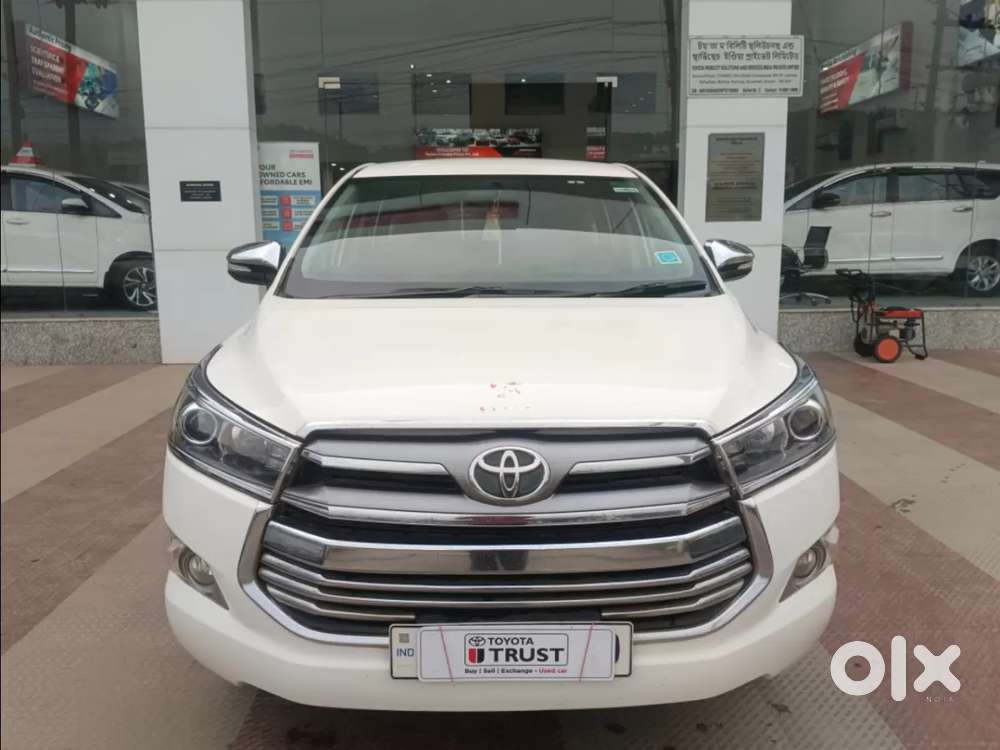 Toyota Innova Crysta 2.4 V 7 Str, 2017, Diesel