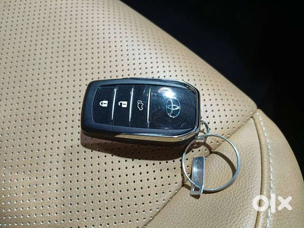 Toyota Fortuner 4X2 AT 2.8 Diesel, 2024, Diesel