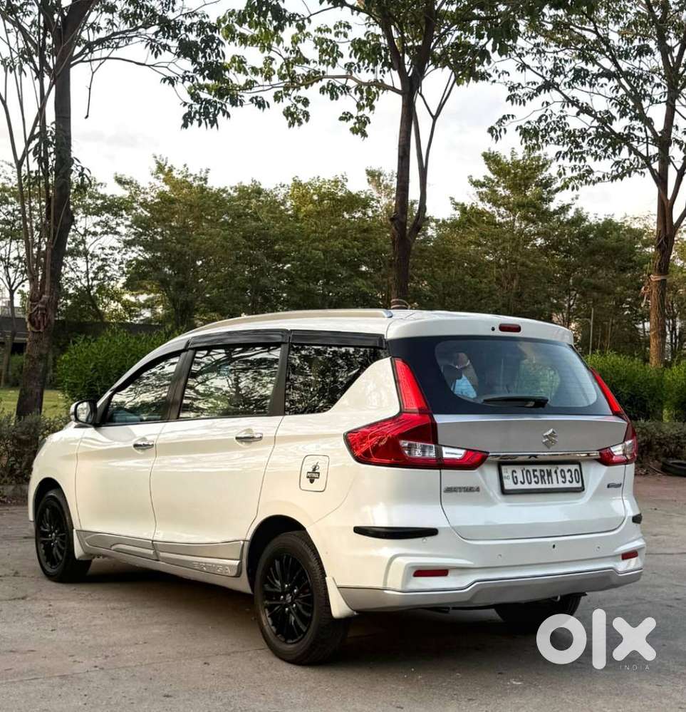 Maruti Suzuki Ertiga 1.5 Zxi Plus Shvs, 2021, Petrol