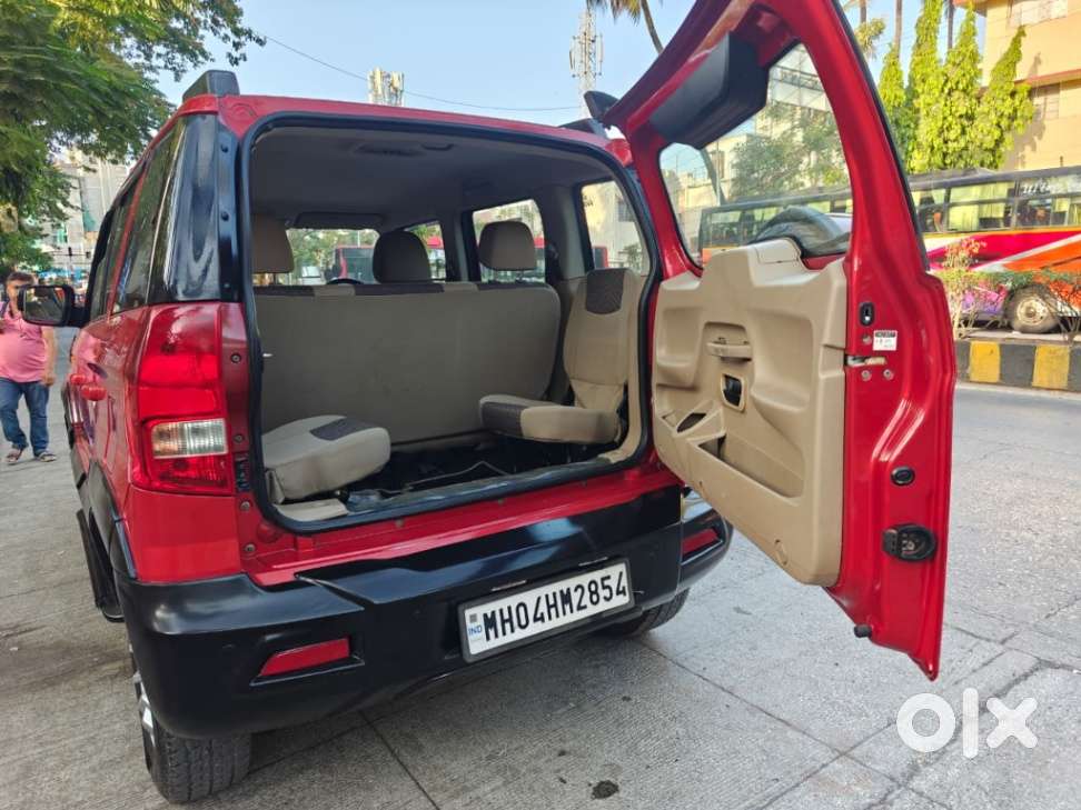 Mahindra Tuv 300 T8, 2016, Diesel