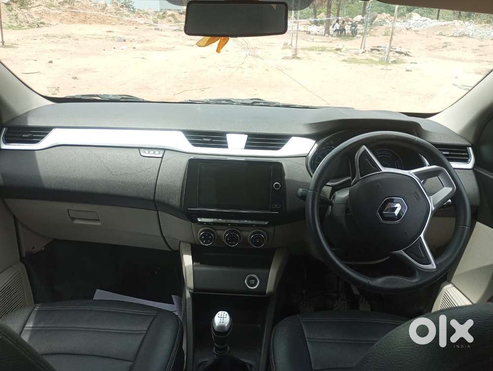 Renault Triber Rxz, 2021, Petrol