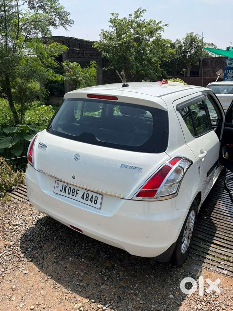 Maruti Suzuki Swift 2017 Petrol Well Maintained
