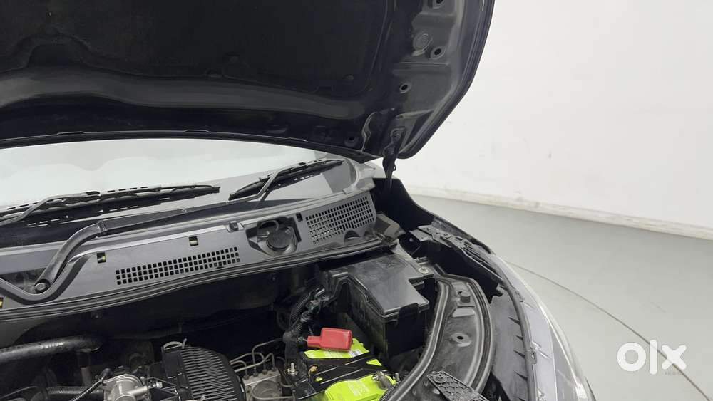 Nissan Magnite 1.0 Xv, 2022, Petrol