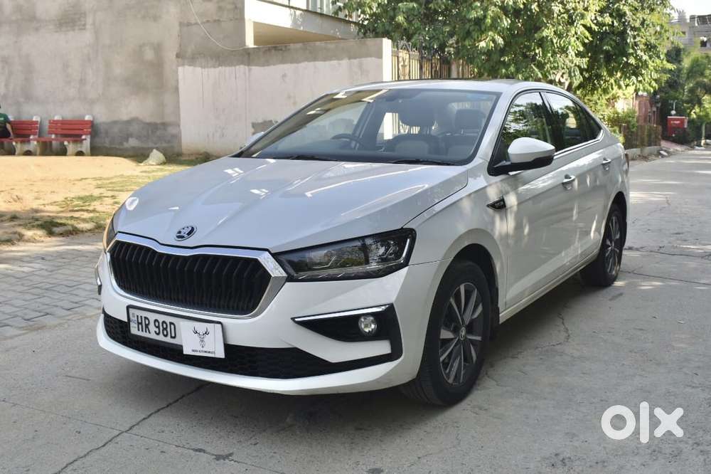 Skoda Slavia 1.0 Tsi Style, 2022, Petrol