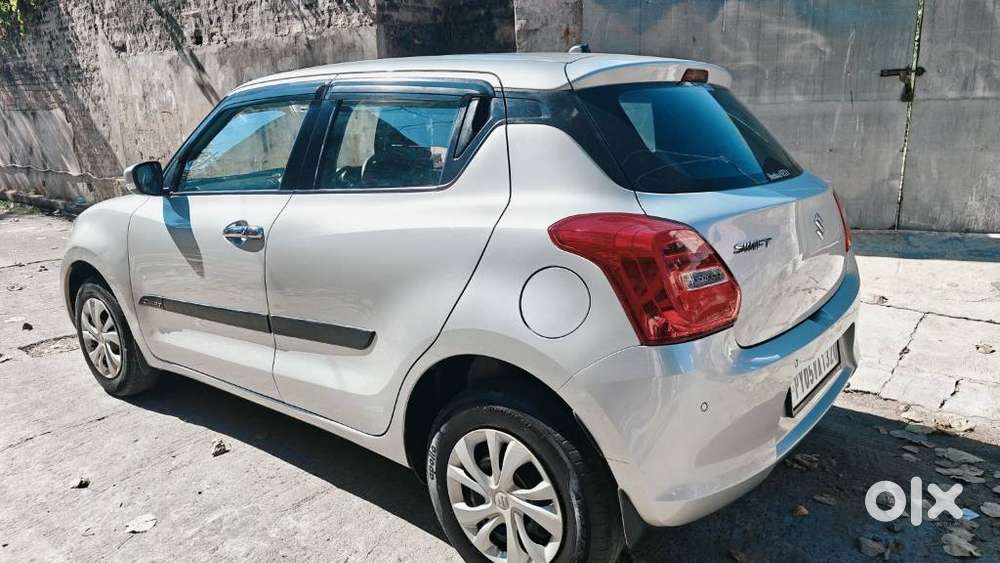 Maruti Suzuki Swift Vxi + Manual, 2020, Petrol