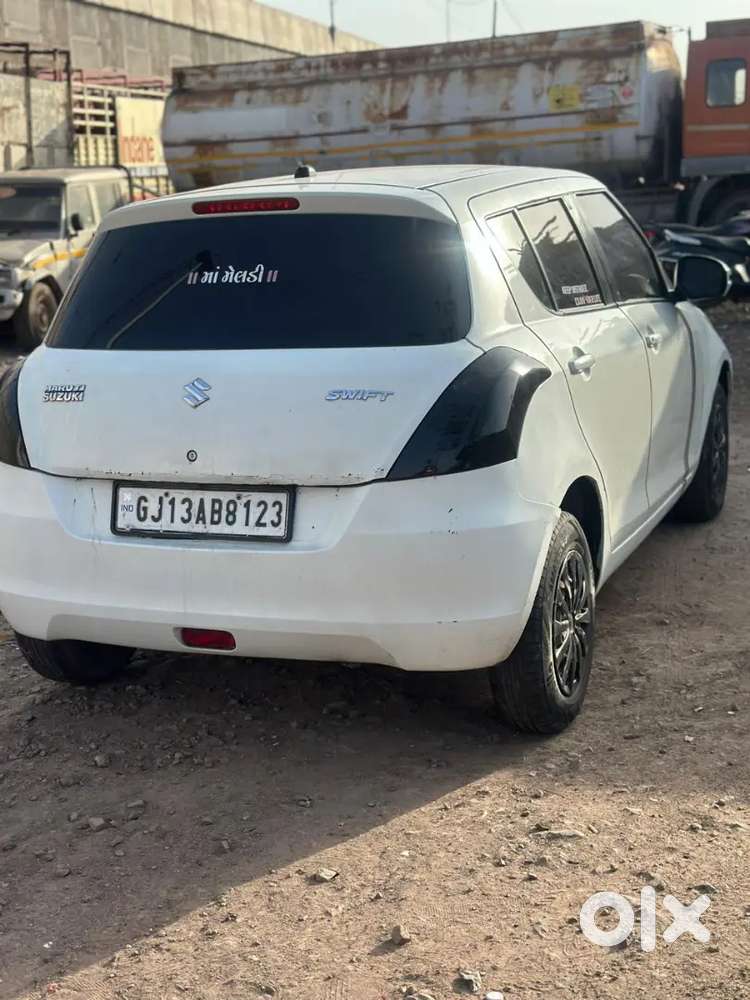 Maruti Suzuki Swift 2016 Diesel 140000 Km Driven