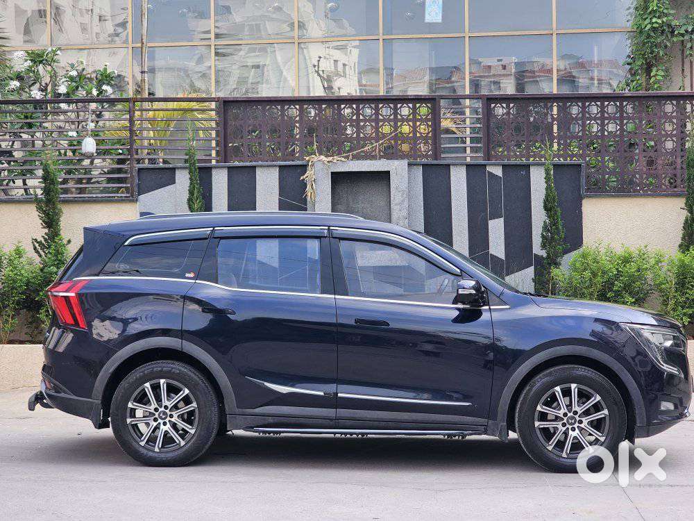 Mahindra Xuv700 2.2 Ax 7 Diesel At Str, 2022, Diesel