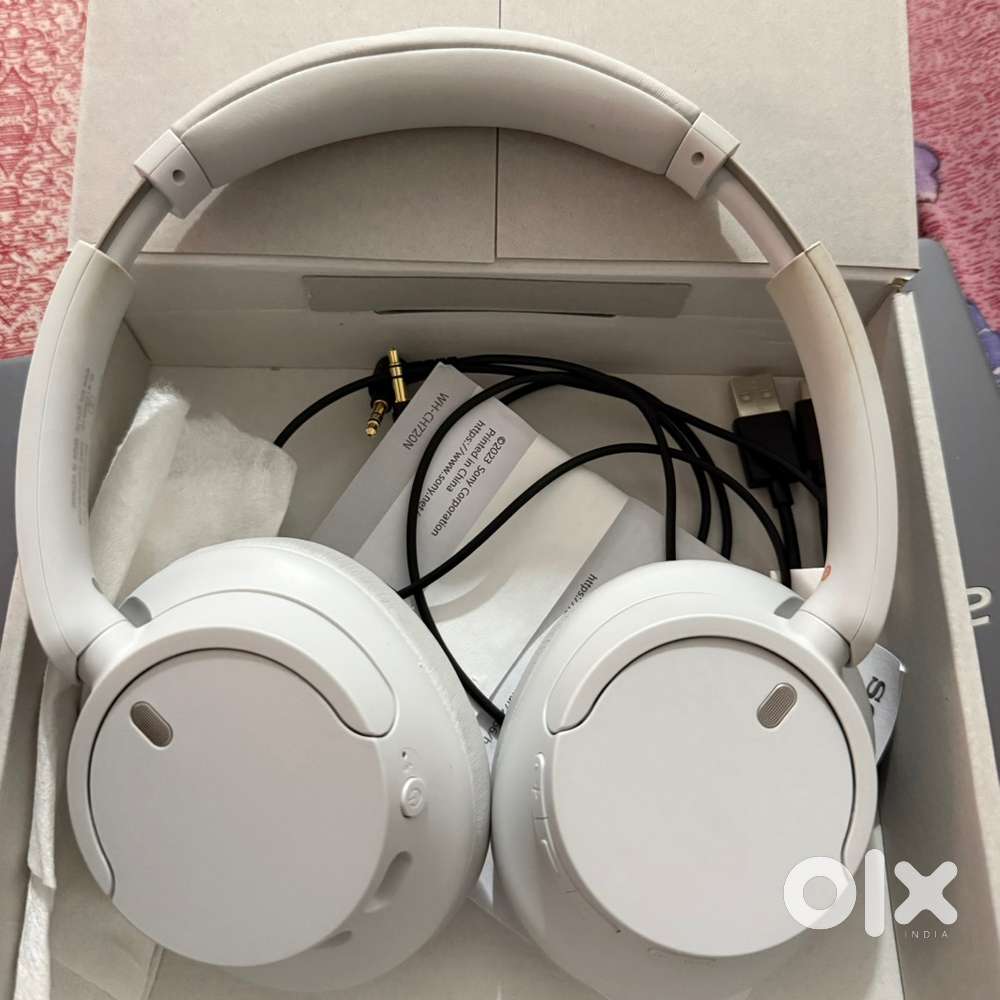 Sony ANC Over the ear headphone