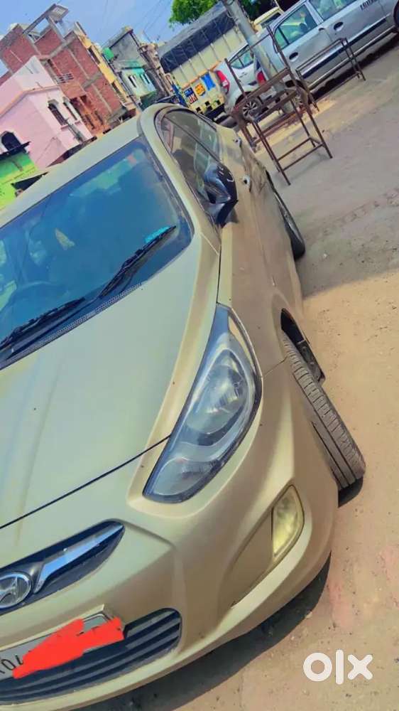 Hyundai Verna 2012 Diesel 100000 Km Driven