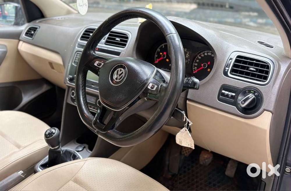Volkswagen Vento 1.6 Highline, 2020, Petrol