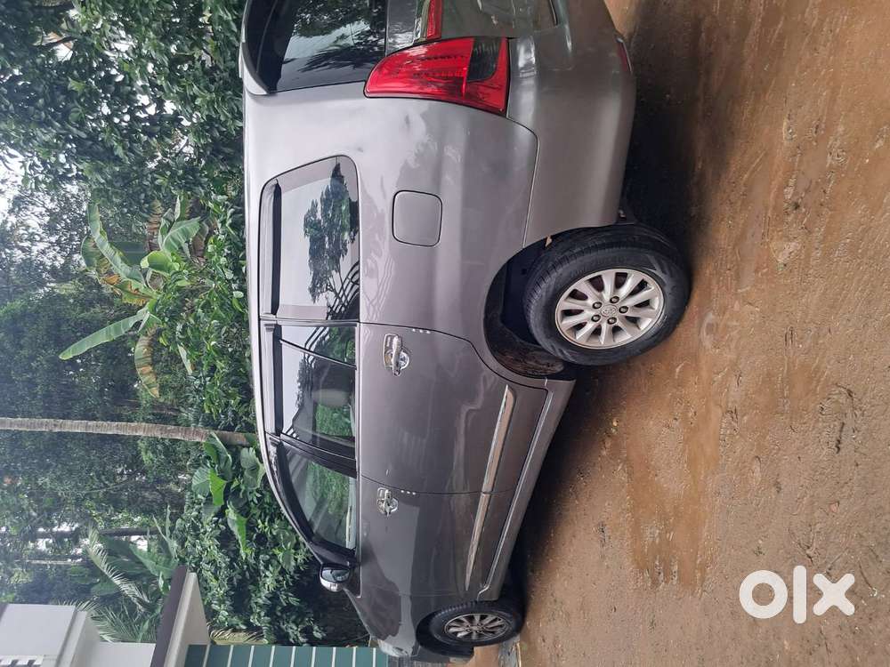 Toyota Innova 2014 Diesel 277600 Km
