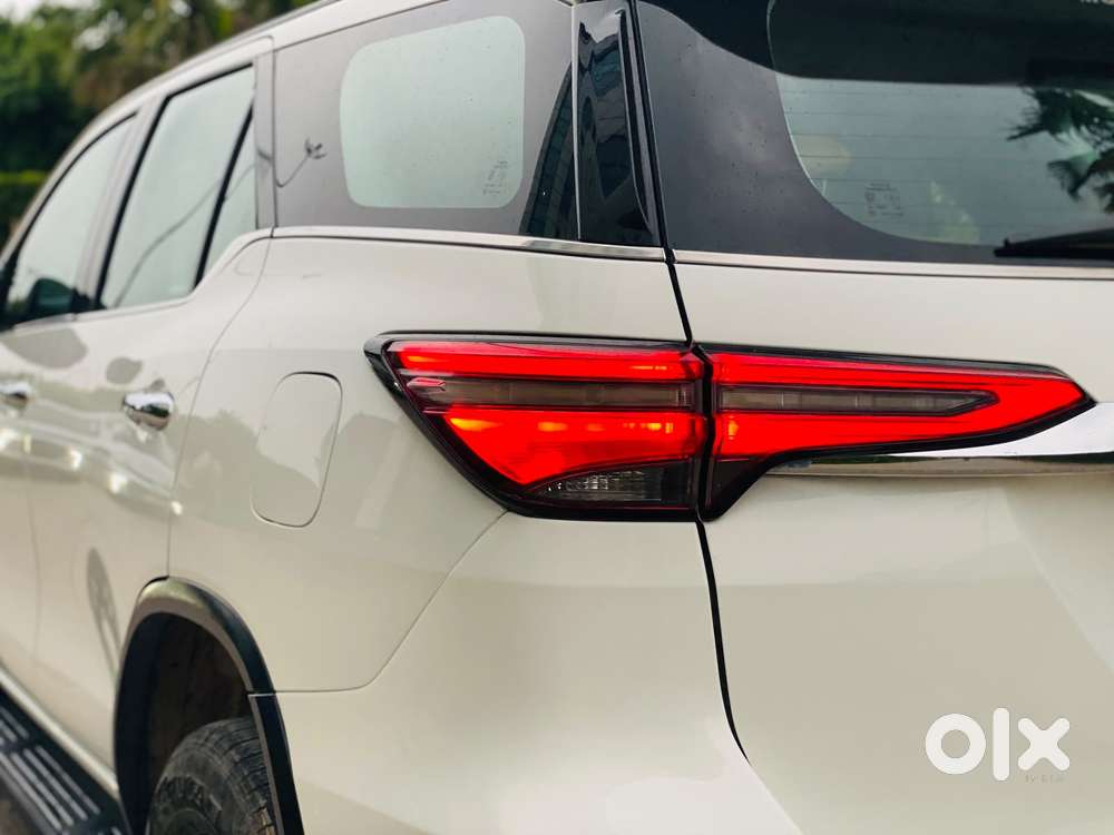 Toyota Fortuner 4x2 At 2.8 Diesel, 2021, Diesel