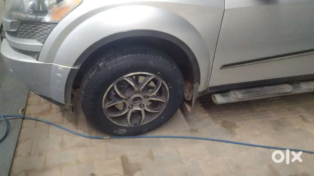 Mahindra Xuv500 Diesel 2013 Year