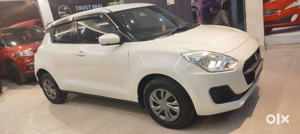 Maruti Suzuki Swift Vxi, 2021