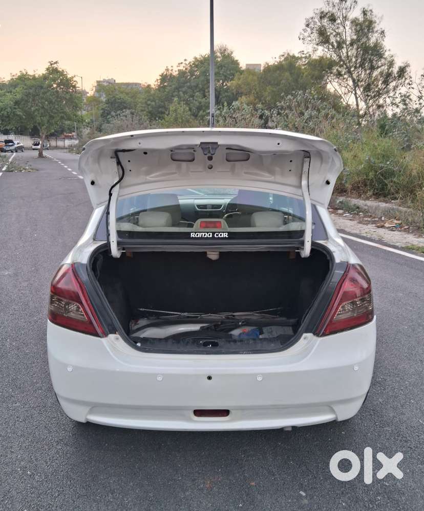 Maruti Suzuki Swift Dzire 1.2 Vxi Bsiv, 2014, Petrol