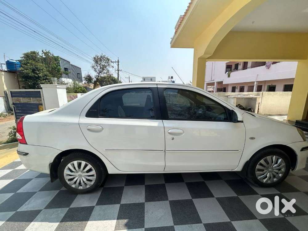 Etios Petrol 1.5g