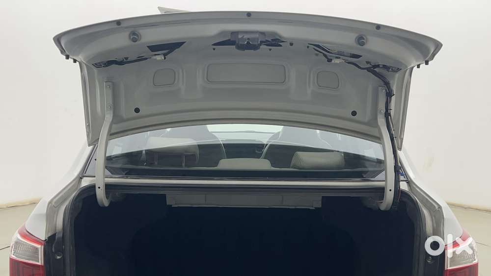 Hyundai Xcent 1.2 Vtvt E, 2017, Petrol