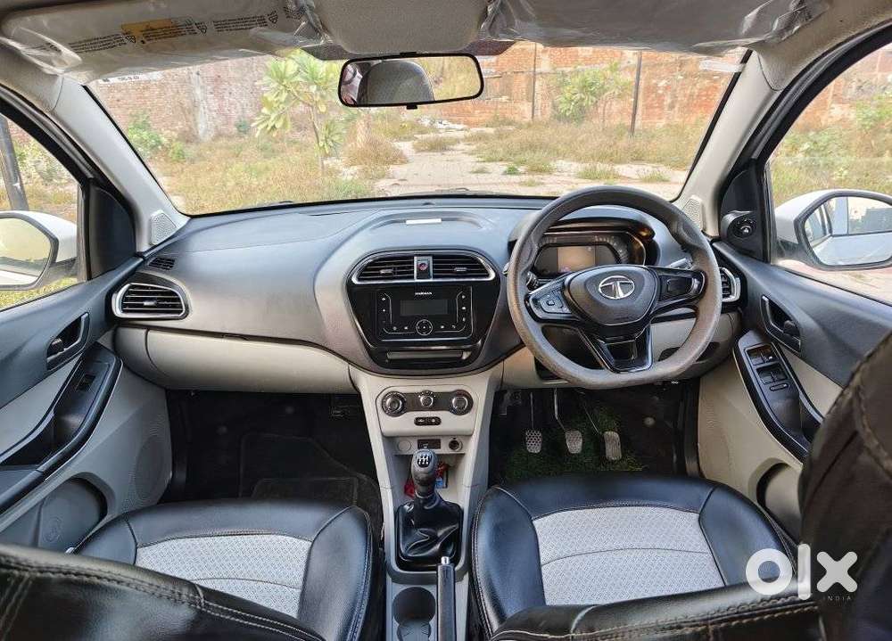 Tata Tiago 1.2 Revotron Xt (o), 2021, Petrol