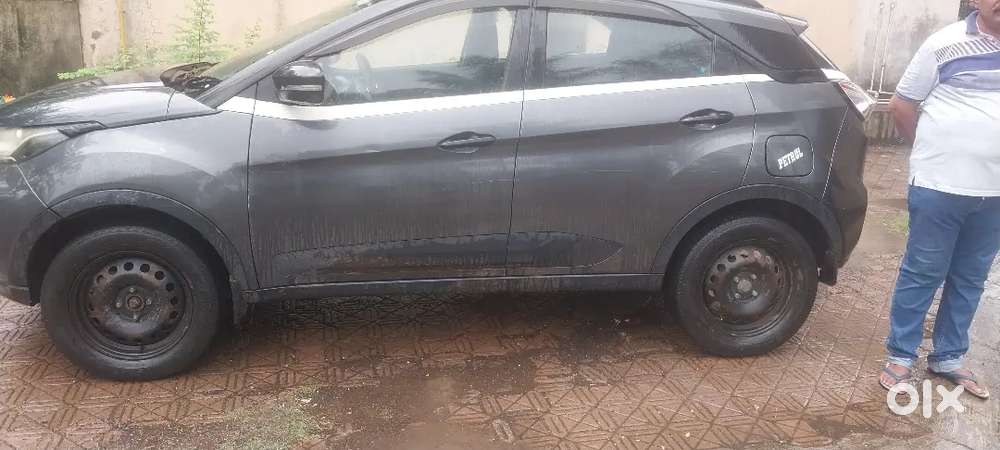 Tata Nexon 2020 Petrol 75000 Km Driven