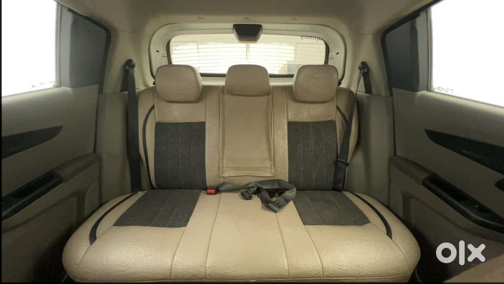 Mahindra Kuv 100 2016-2017 Mfalcon G80 K8 5str, 2016, Petrol