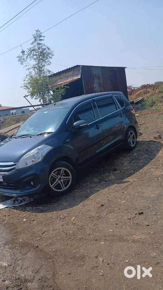 Maruti Suzuki Ertiga 2017 Cng & Hybrids 175000 Km Driven