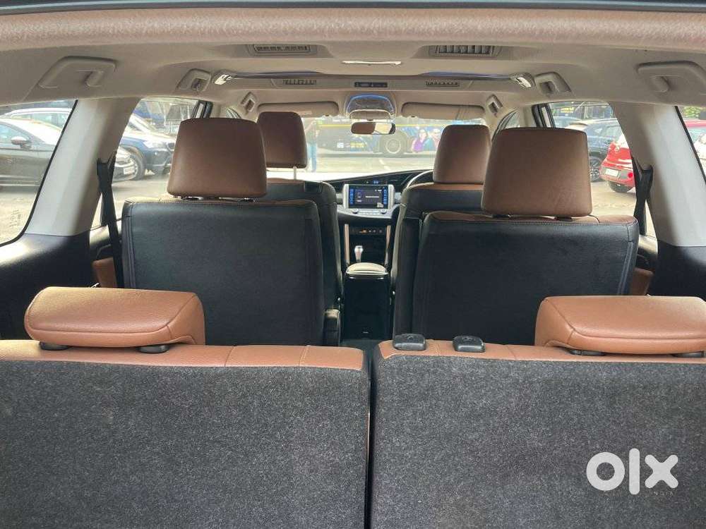 Toyota Innova Crysta