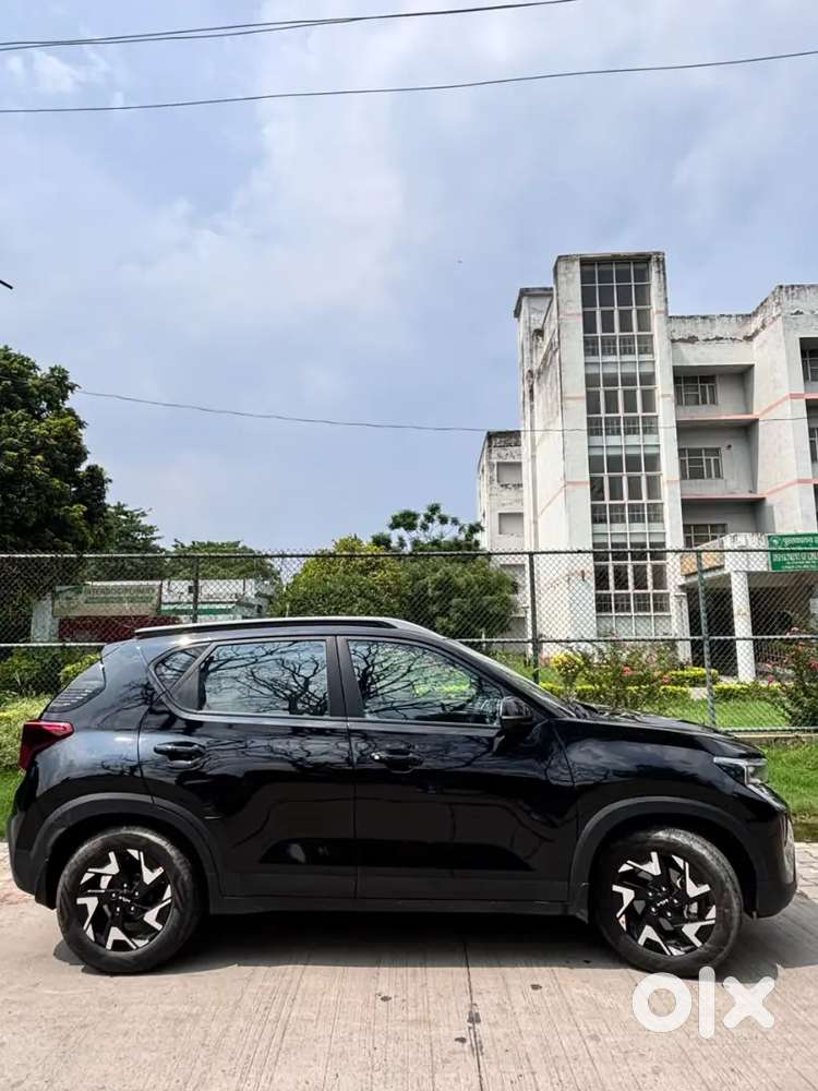 Kia Sonet 2026 Petrol 4000 Km Driven