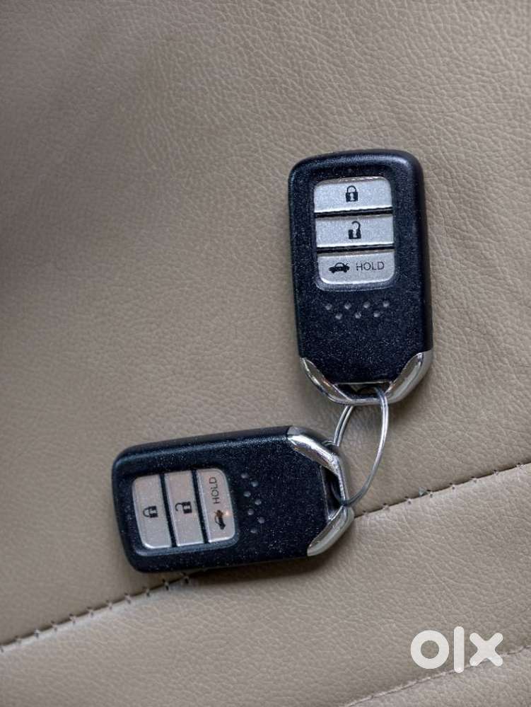 Honda Amaze 2nd Gen Vx, 2020, Petrol