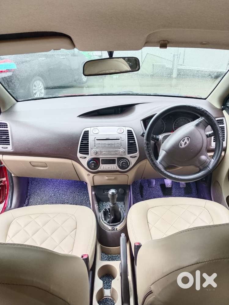 Hyundai I20 Petrol Cvt Magna Executive, 2010, Petrol
