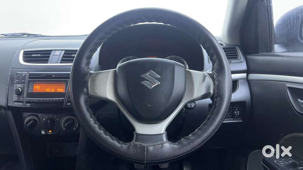 Maruti Suzuki Swift Vvt Vxi, 2015, Petrol