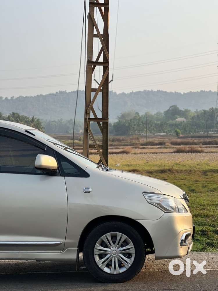 Toyota Innova Diesel 2012