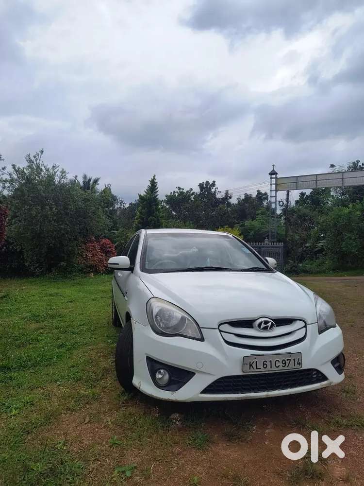 Hyundai Verna 1.6 Vtvt 2012