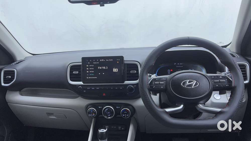 Hyundai Venue 1.0 Sx (o) Turbo Dct, 2023, Petrol