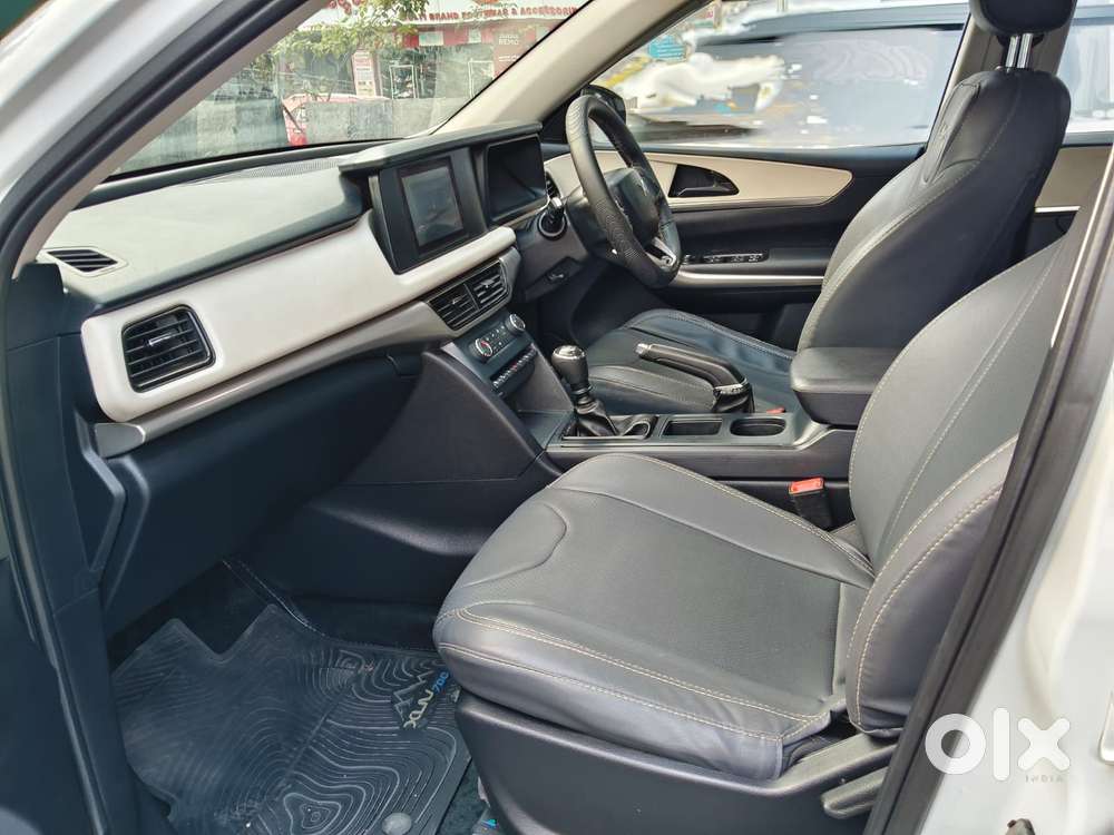 Mahindra Xuv700 2.2 Ax 5 Diesel Mt Str, 2022, Diesel