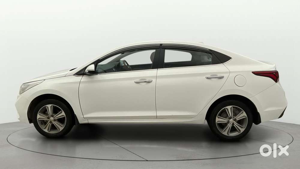 Hyundai Verna 1.6 Vtvt Sx, 2019, Petrol