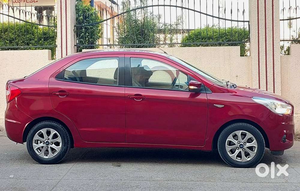 Ford Aspire Titanium Blu 2017