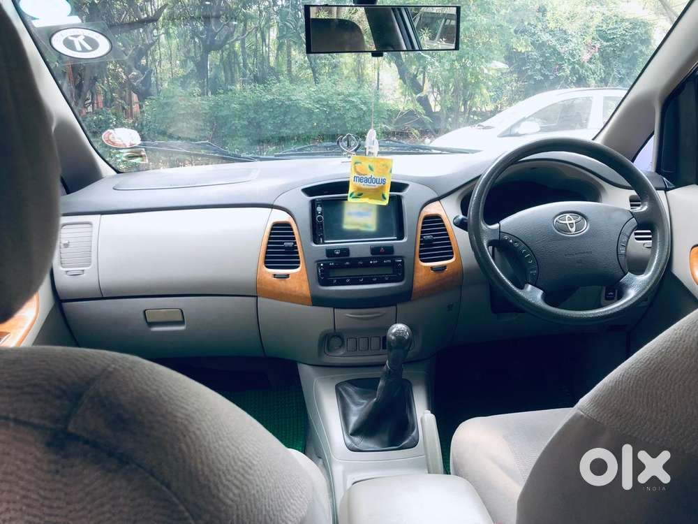 Toyota Innova 2.5 V 7 Str, 2009, Diesel