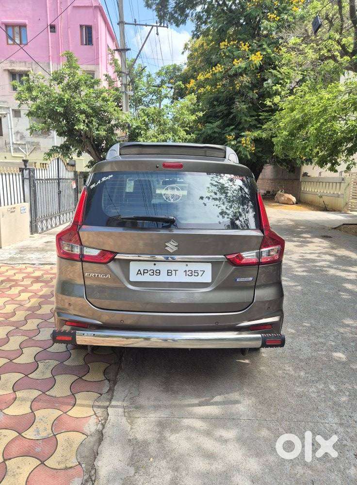 Maruti Suzuki Ertiga 1.5 Zxi Plus Shvs, 2019, Petrol
